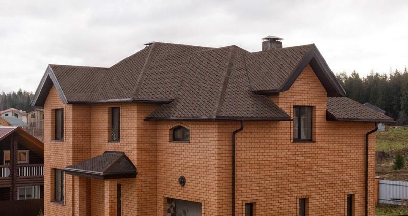 Цементно-песчаная черепица BRAAS Франкфуртская магма