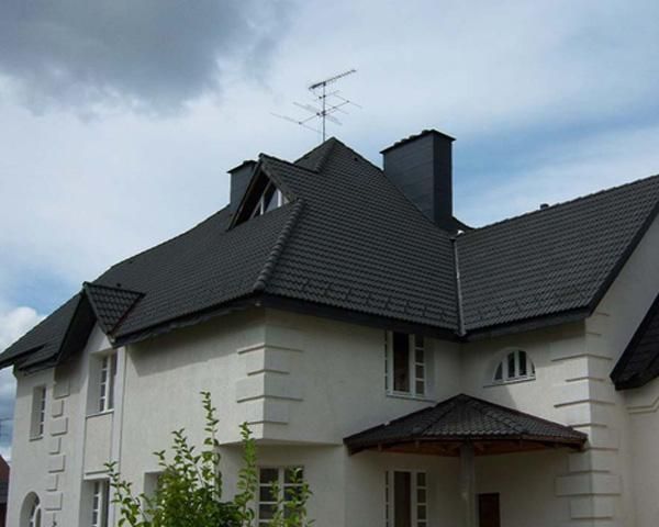 Цементно-песчаная черепица BRAAS Франкфуртская черная