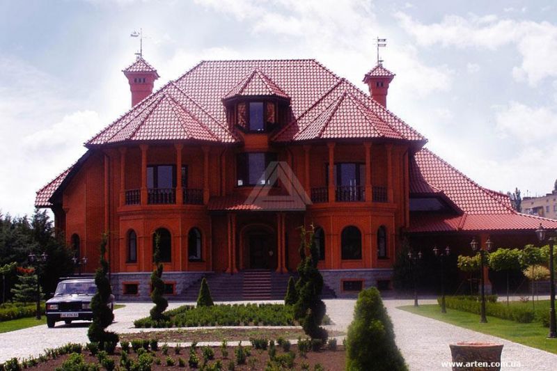 Керамическая рядовая черепица BRAAS (Браас) Рубин 13V Красный бук