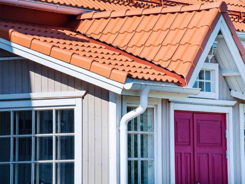 Цементно-песчаная черепица ORMAX, Кирпично-красная