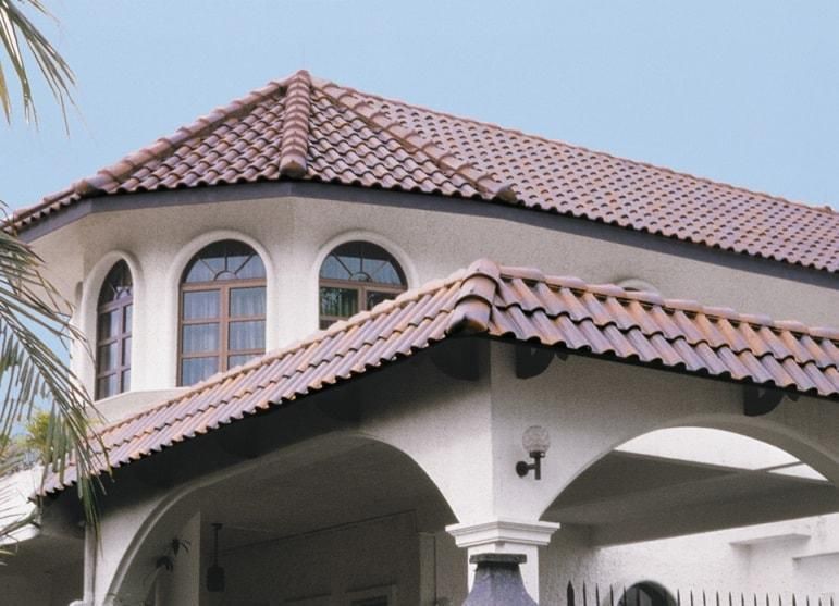 Керамическая рядовая черепица BRAAS (Браас) Сапфир Средиземноморский