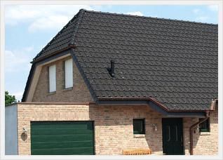 Керамическая черепица Koramic Alegra 10 глубокий черный ангоб